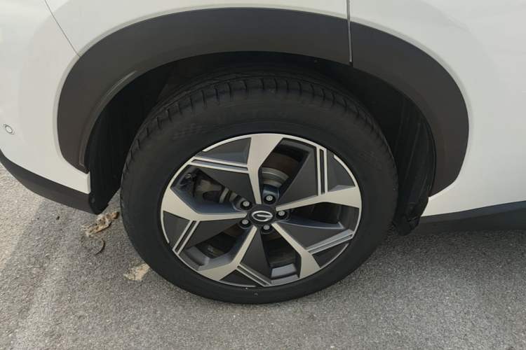 Used AION V 2020 70 Driving Premium Edition Right Rear Wheel Hub