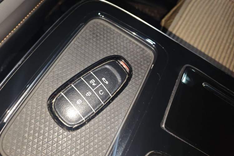 Used AION V 2020 70 PLUS Smart Edition Vehicle Key