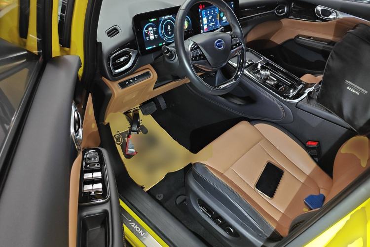 Used AION V 2020 70 Smart Technology Edition Interior 3