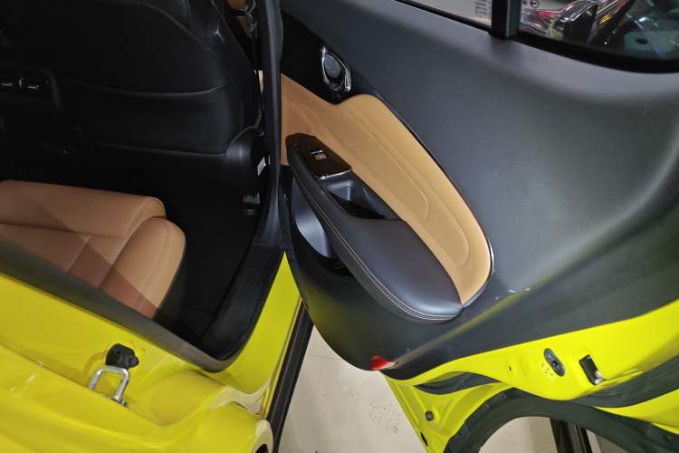 Used AION V 2020 70 Smart Technology Edition Interior 6