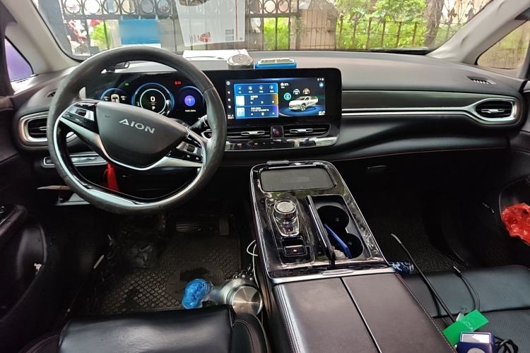 Used AION V 2021 Evolutionary Version 80 Intelligent Leading Edition Center Console