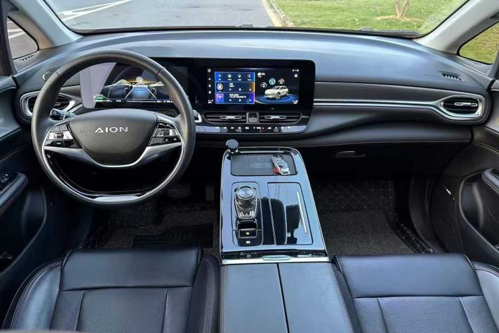 Used AION V 2021 Evolutionary Version 80 Intelligent Leading Edition Center Console