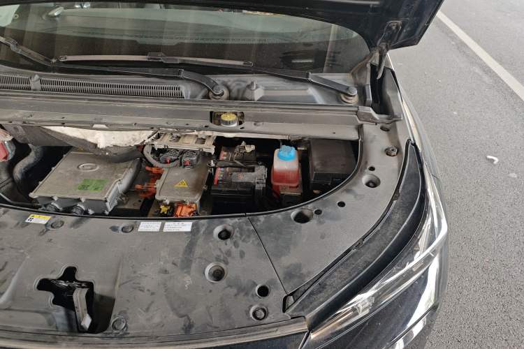 Used AION V 2021 Plus 80 Smart Technology Edition Ternary Lithium Engine Bay Left
