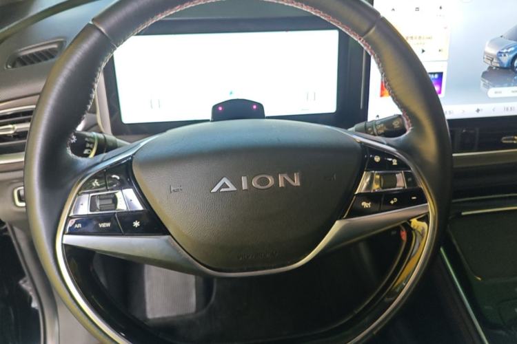 Used AION V 2021 Plus 80 Smart Technology Edition Ternary Lithium Steering Wheel