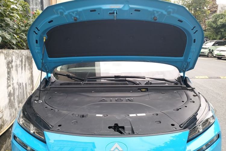 Used AION V 2021 Plus 90 Ultra-Long Range Version Ternary Lithium Engine Bay