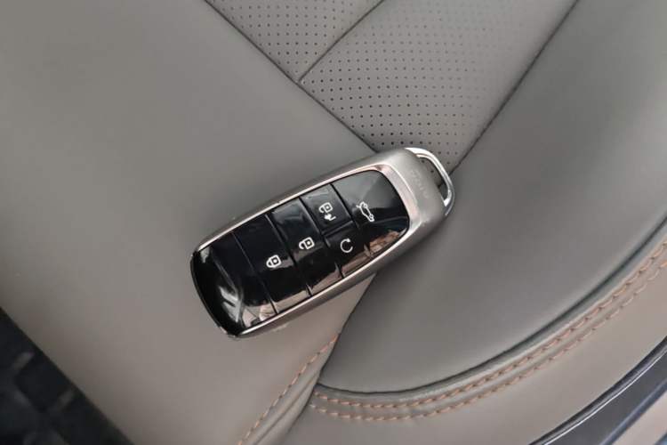 Used AION V 2021 Plus 90 Ultra-Long Range Version Ternary Lithium Vehicle Key