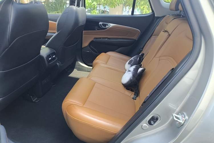 Used AION V 2021 Evolution Edition 70 Intelligent Leading Edition Left Rear Seat