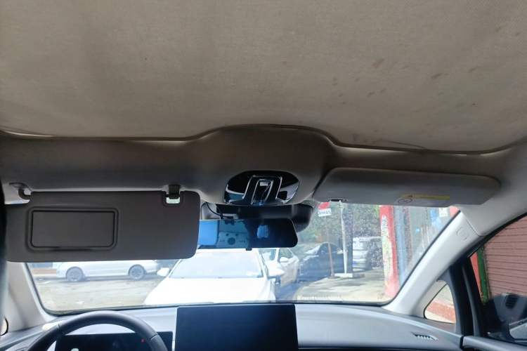 Used AION V 2021 Plus 70 Smart Edition Lithium Iron Phosphate Headliner