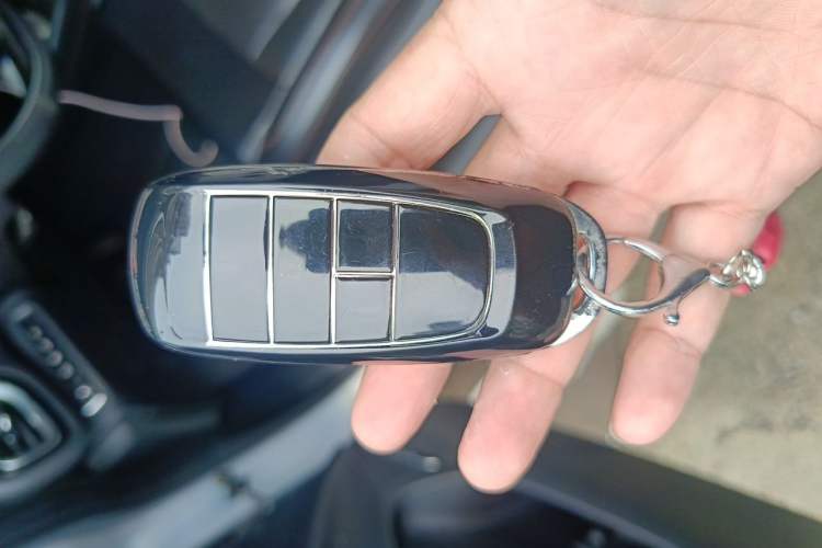 Used AION V 2021 Plus 70 Smart Edition Lithium Iron Phosphate Vehicle Key