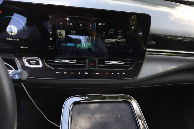 Used AION V 2021 Evolution Edition 70 Intelligent Leading Edition Audio And AC Panel