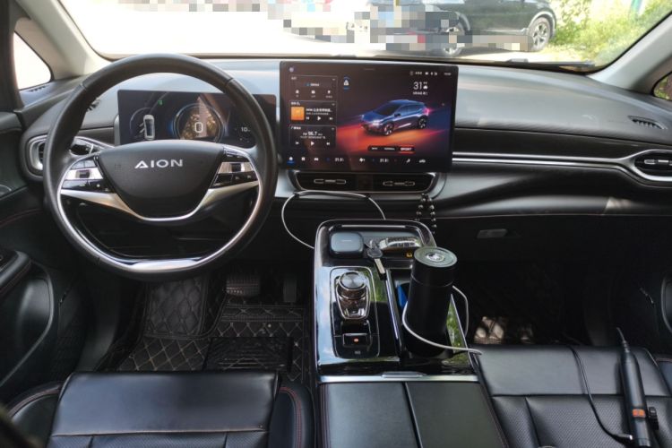 Used AION V 2021 Plus 80 Smart Edition Ternary Lithium Center Console