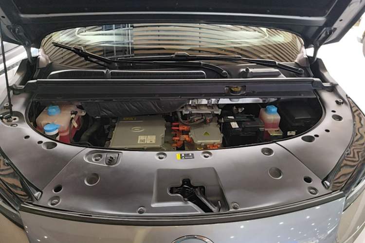 Used AION V 2021 Plus 70 Smart Edition Lithium Iron Phosphate Engine Bay