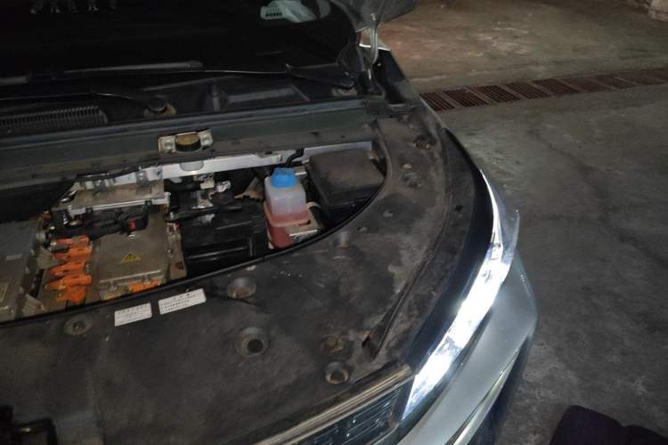 Used AION V 2021 Evolution Edition 70 Smart Tech Version Engine Bay Left