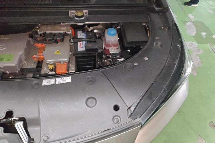 Used AION V 2021 Plus 80 Smart Technology Edition Ternary Lithium Engine Bay Left