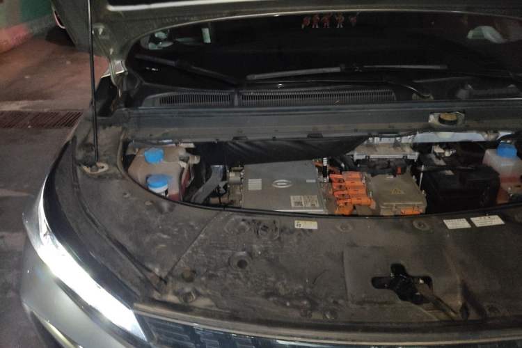 Used AION V 2021 Evolution Edition 70 Smart Tech Version Engine Bay Right