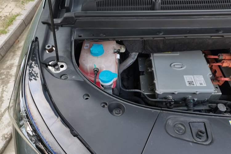 Used AION V 2021 Plus 80 Smart Edition Ternary Lithium Engine Bay Right