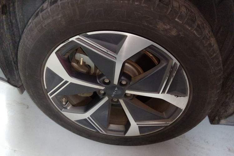 Used AION V 2021 Plus 70 Smart Technology Edition Lithium Iron Phosphate Exterior 4