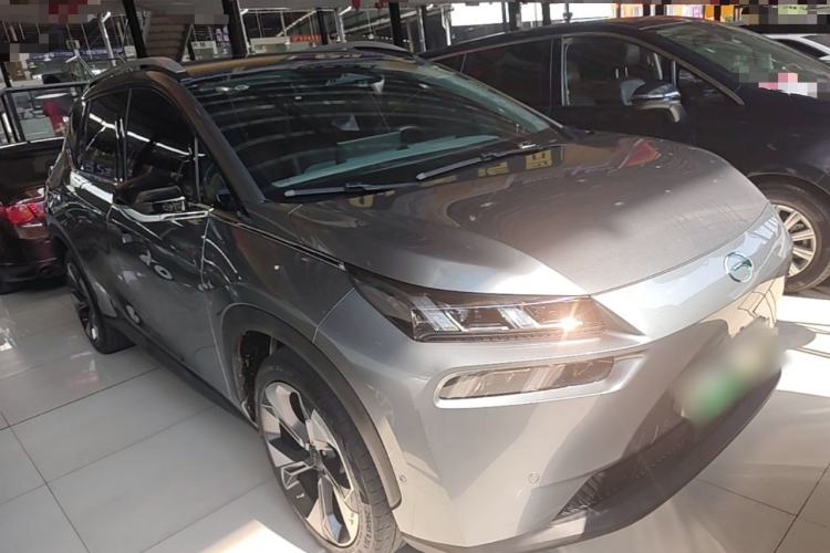 Used AION V 2021 Plus 80 Pilot Intelligent Driving Edition Ternary Lithium Front Right 45 Deg