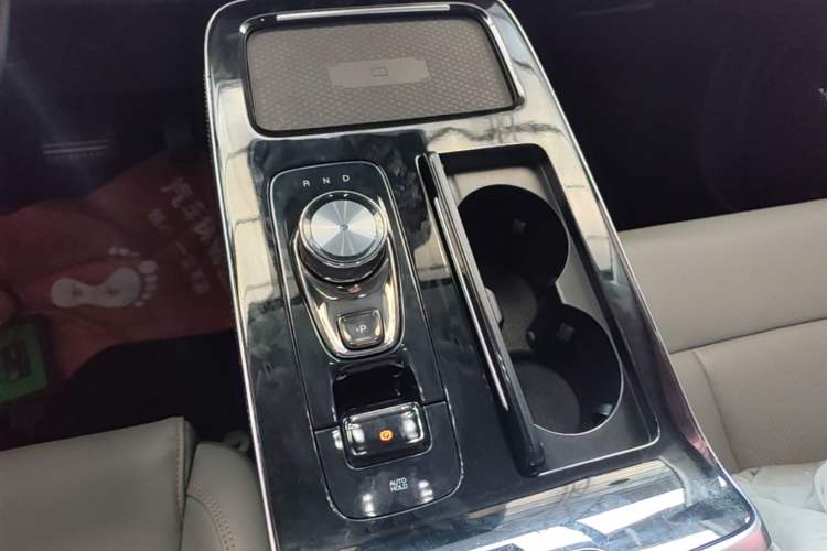 Used AION V 2021 Plus 80 Pilot Intelligent Driving Edition Ternary Lithium Gear Lever