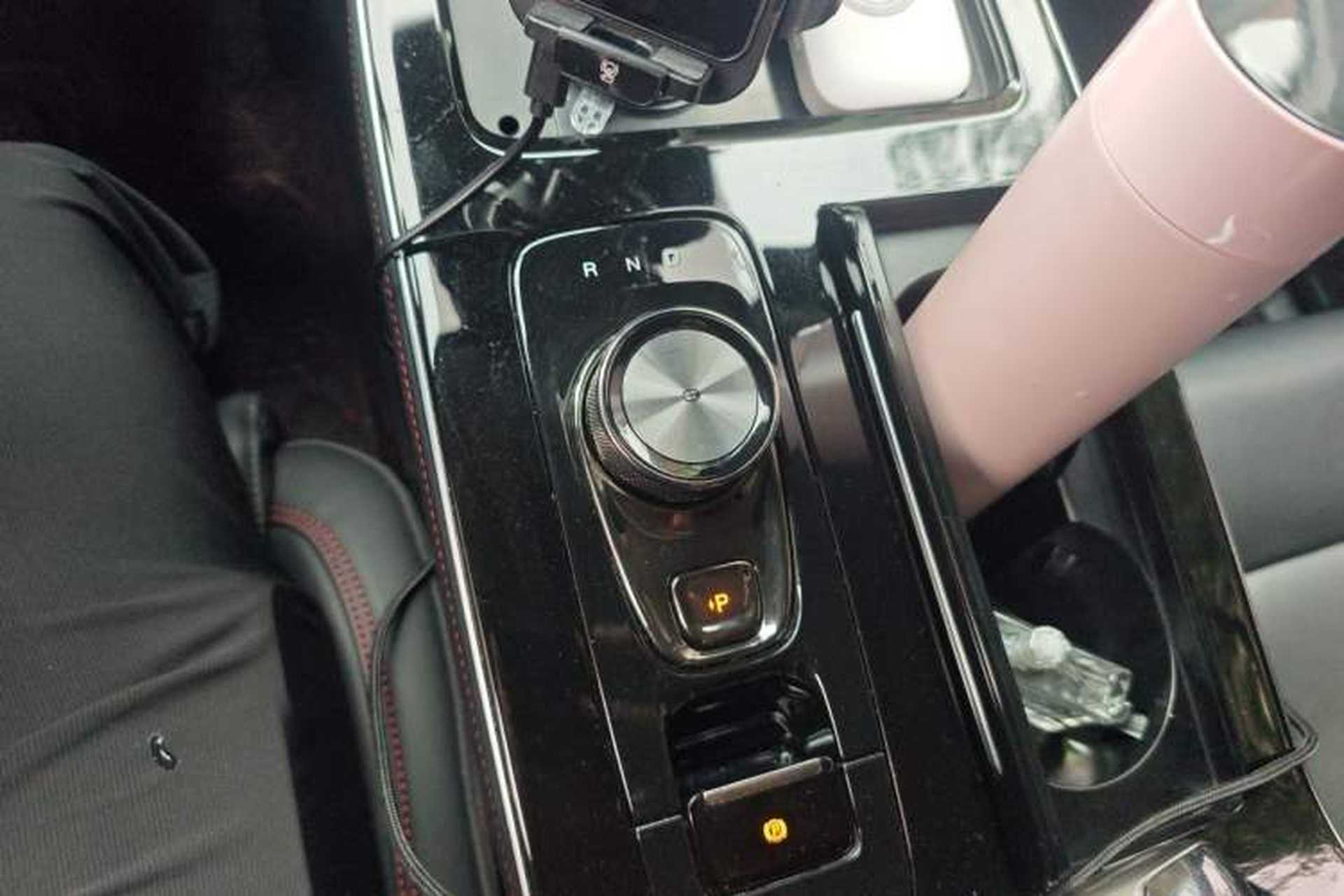 Used AION V 2021 Plus 70 Smart Technology Edition Lithium Iron Phosphate Gear Lever