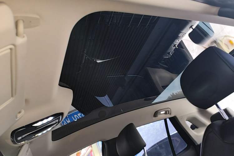 Used AION V 2021 Plus 70 Smart Edition Lithium Iron Phosphate Headliner