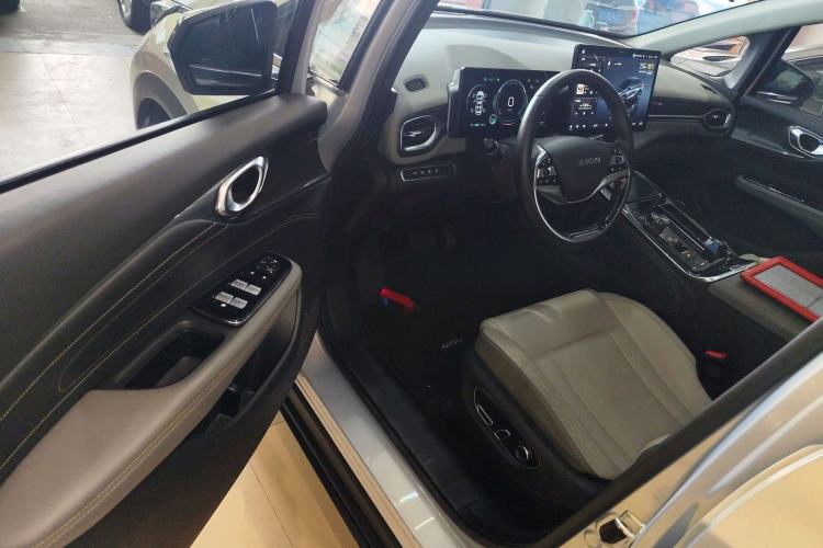 Used AION V 2021 Plus 80 Smart Technology Edition Ternary Lithium Interior 6