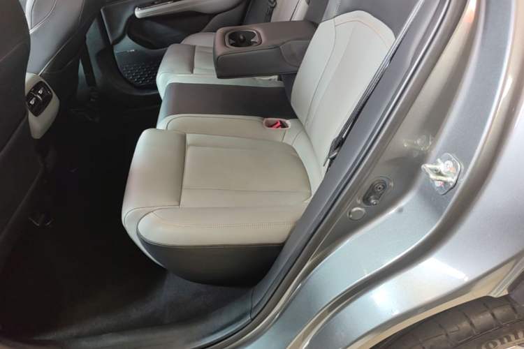 Used AION V 2021 Plus 80 Pilot Intelligent Driving Edition Ternary Lithium Left Rear Seat