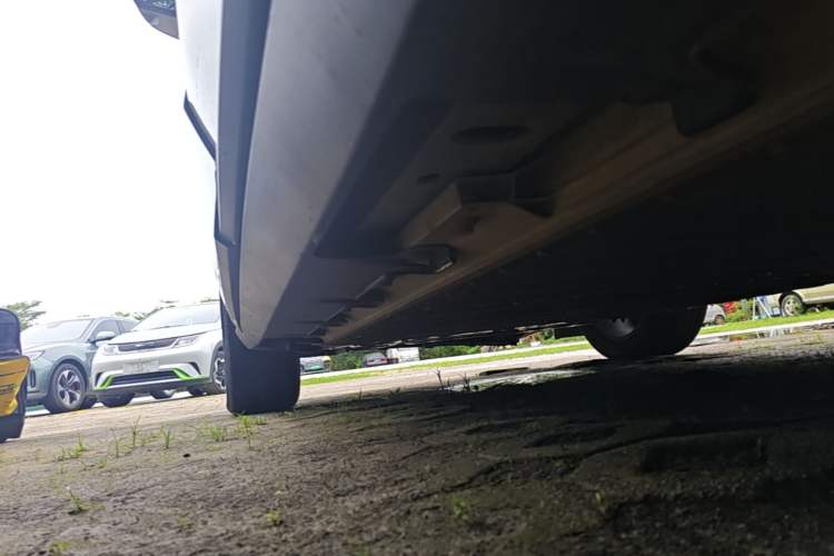 Used AION V 2021 Plus 70 Smart Edition Lithium Iron Phosphate Left Side Sill