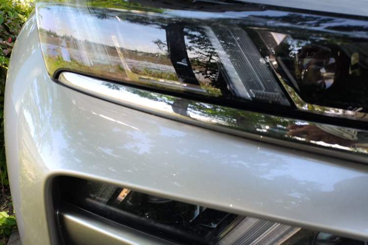 Used AION V 2021 Evolution Edition 70 Intelligent Leading Edition Right Front Headlight
