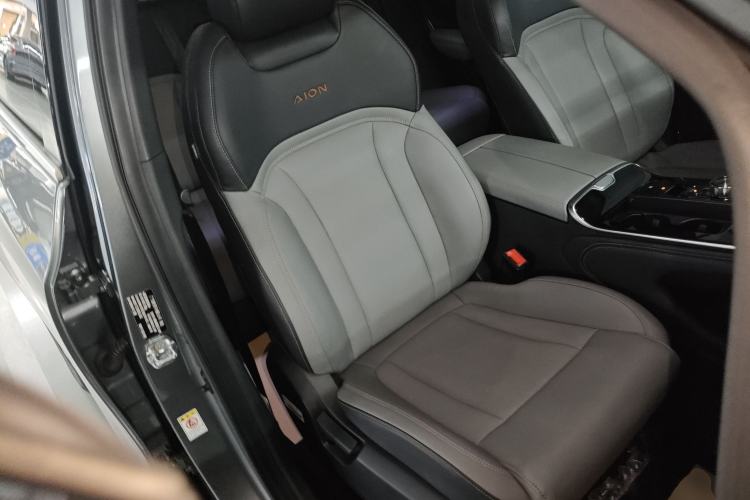 Used AION V 2021 Evolution Edition 70 Intelligent Leading Edition Right Front Seat