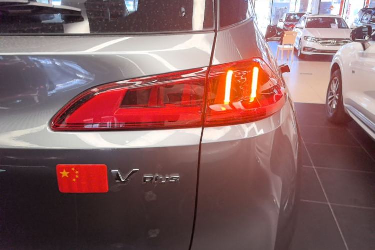 Used AION V 2021 Plus 80 Smart Technology Edition Ternary Lithium Right Rear Taillight