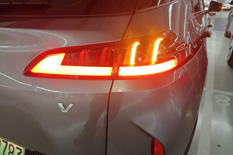 Used AION V 2021 Evolution Edition 70 Intelligent Leading Edition Right Rear Taillight