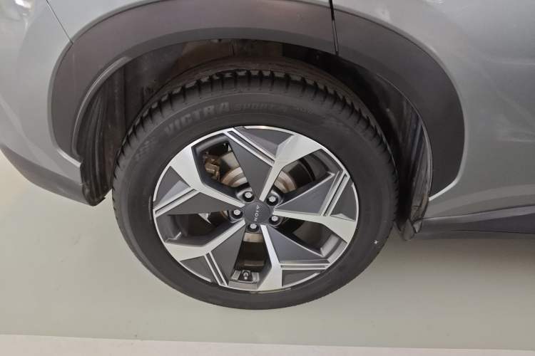 Used AION V 2021 Evolution Edition 70 Intelligent Leading Edition Right Rear Wheel Hub