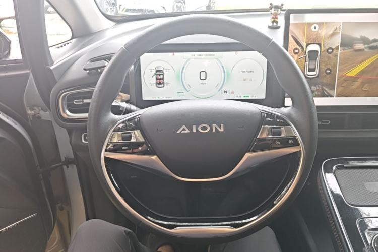 Used AION V 2021 Plus 70 Smart Edition Lithium Iron Phosphate Steering Wheel