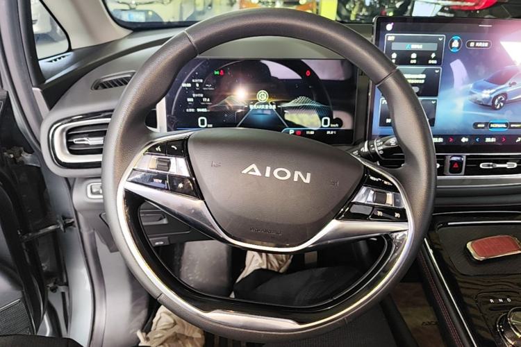 Used AION V 2021 Plus 70 Smart Edition Lithium Iron Phosphate Steering Wheel