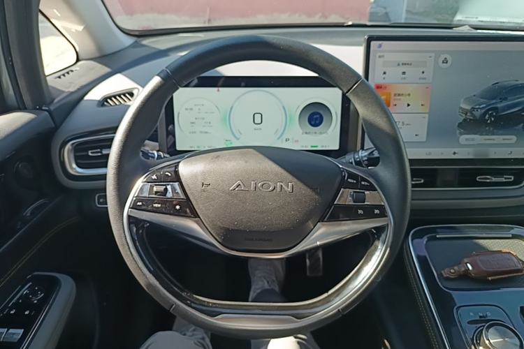 Used AION V 2021 Plus 70 Smart Edition Lithium Iron Phosphate Steering Wheel