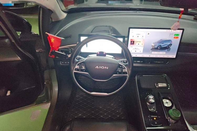 Used AION V 2021 Plus 80 Smart Technology Edition Ternary Lithium Steering Wheel