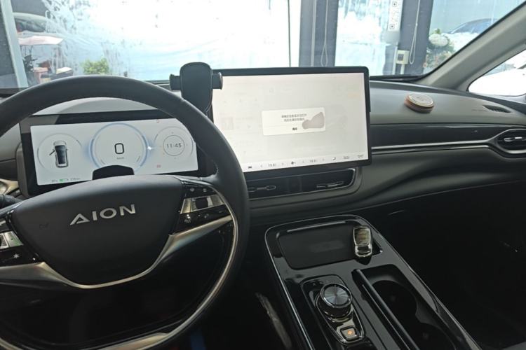 Used AION V 2021 Plus 80 Smart Technology Edition Ternary Lithium Center Console