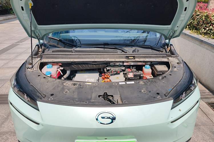 Used AION V 2021 Plus 70 Smart Edition Lithium Iron Phosphate Engine Bay