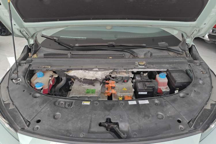 Used AION V 2021 Plus 80 Smart Technology Edition Ternary Lithium Engine Bay
