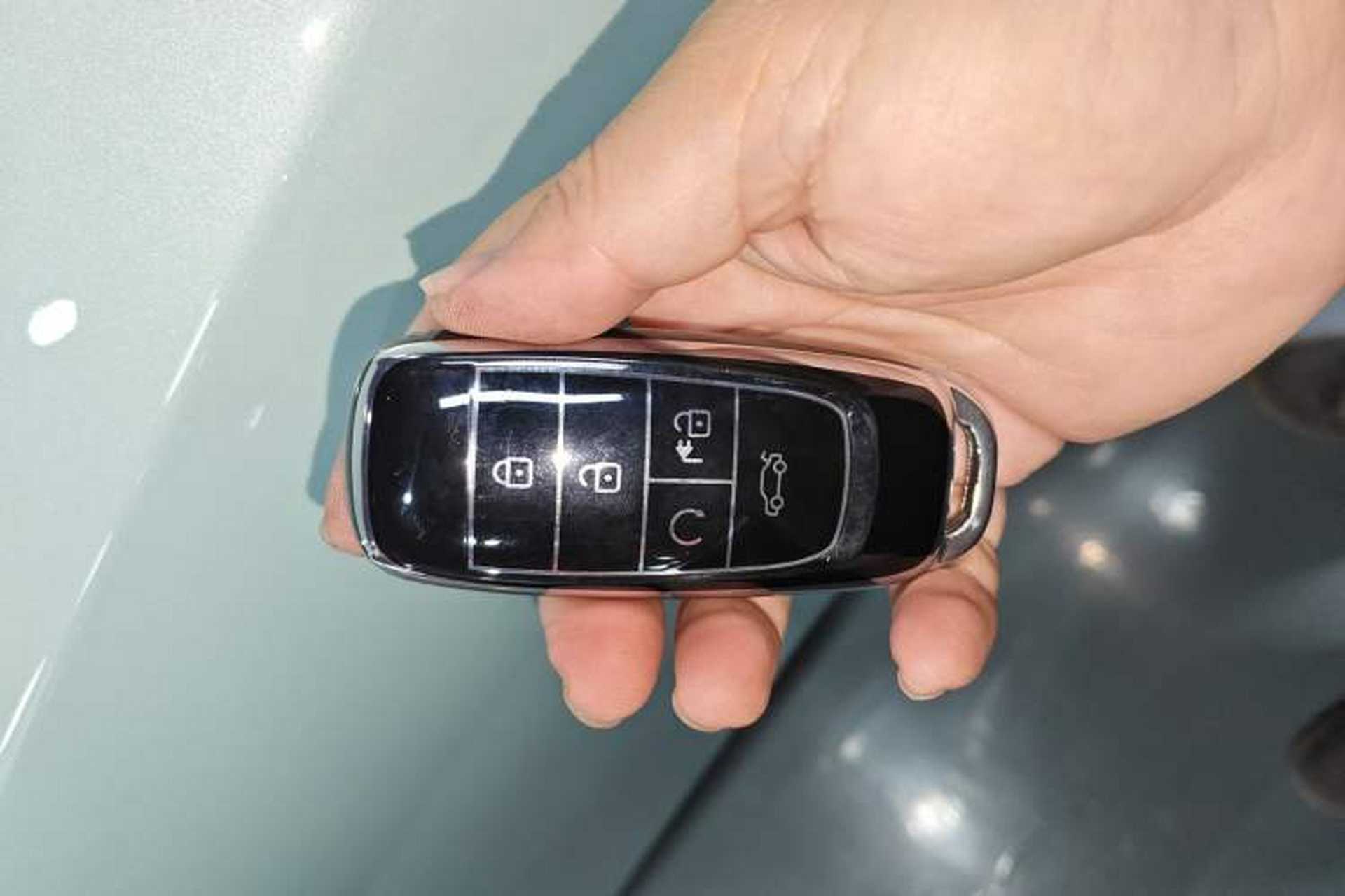 Used AION V 2021 Plus 80 Smart Technology Edition Ternary Lithium Interior 1