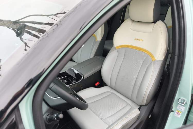 Used AION V 2021 Plus 70 Smart Edition Lithium Iron Phosphate Left Front Seat