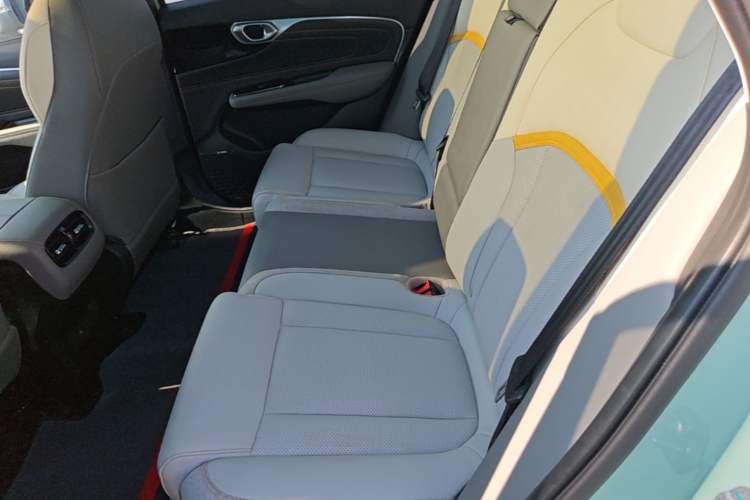Used AION V 2021 Plus 70 Smart Edition Lithium Iron Phosphate Left Rear Seat