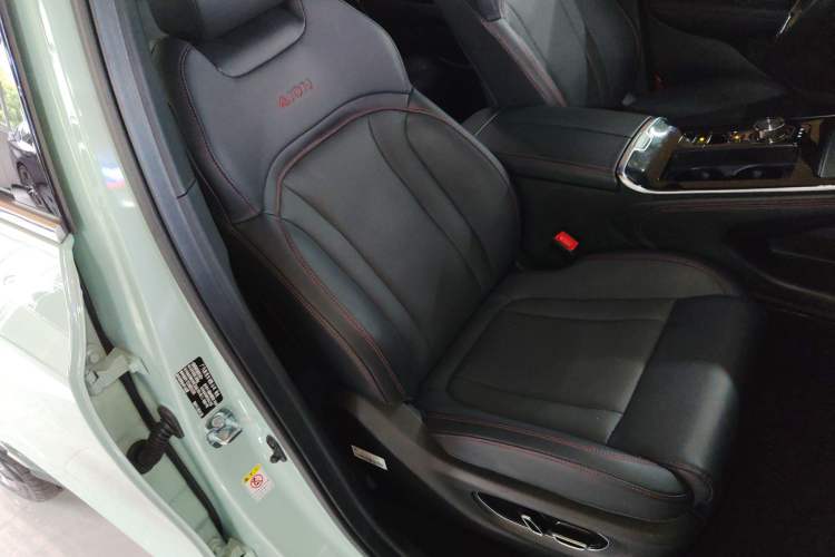 Used AION V 2021 Plus 80 Smart Technology Edition Ternary Lithium Right Front Seat