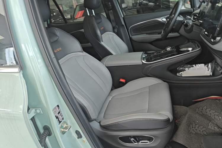 Used AION V 2021 Plus 80 Smart Technology Edition Ternary Lithium Right Front Seat