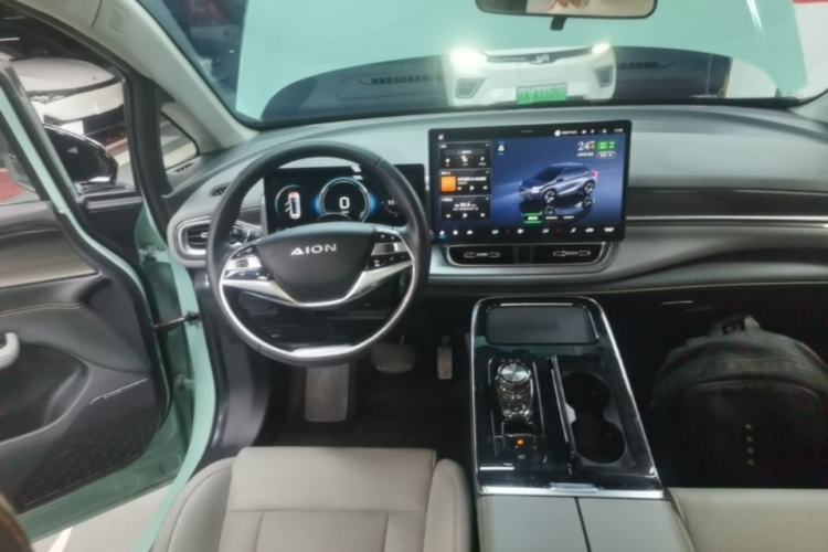 Used AION V 2021 Plus 80 Smart Technology Edition Ternary Lithium Steering Wheel