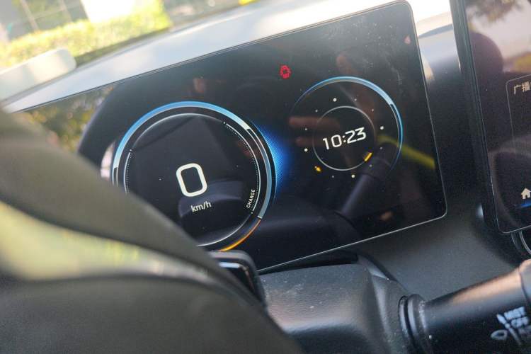 Used AION V 2021 Plus 70 Smart Technology Edition Lithium Iron Phosphate Instrument Cluster