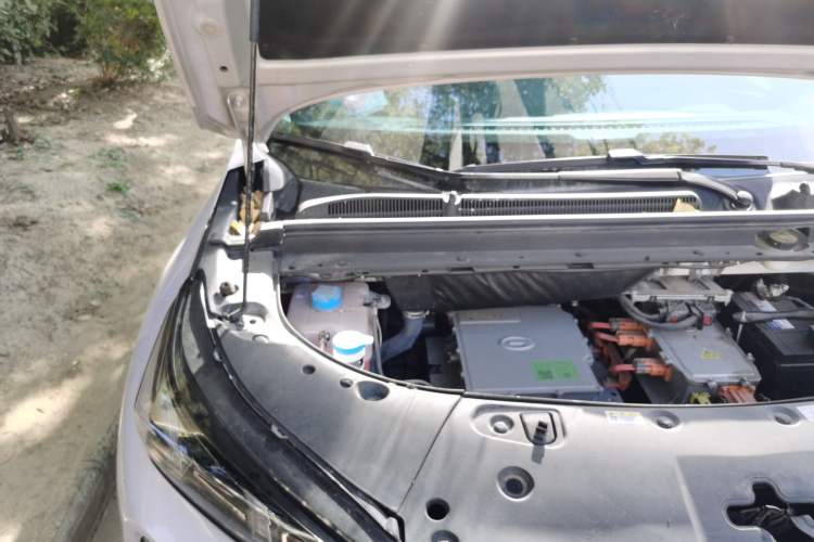 Used AION V 2021 Plus 80 Pilot Intelligent Driving Edition Ternary Lithium Engine Bay Right