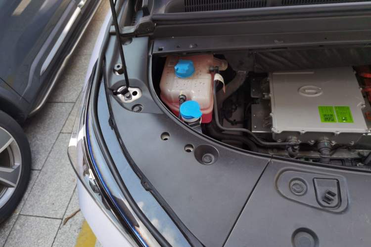 Used AION V 2021 Plus 70 Smart Technology Edition Lithium Iron Phosphate Engine Bay Right