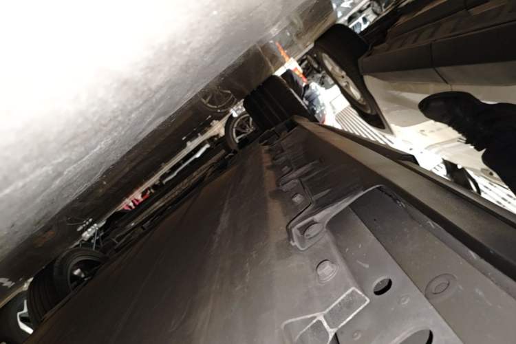 Used AION V 2021 Plus 80 Smart Technology Edition Ternary Lithium Left Side Sill